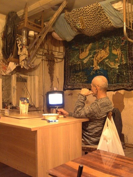 5fhJPsDrcD4.jpg