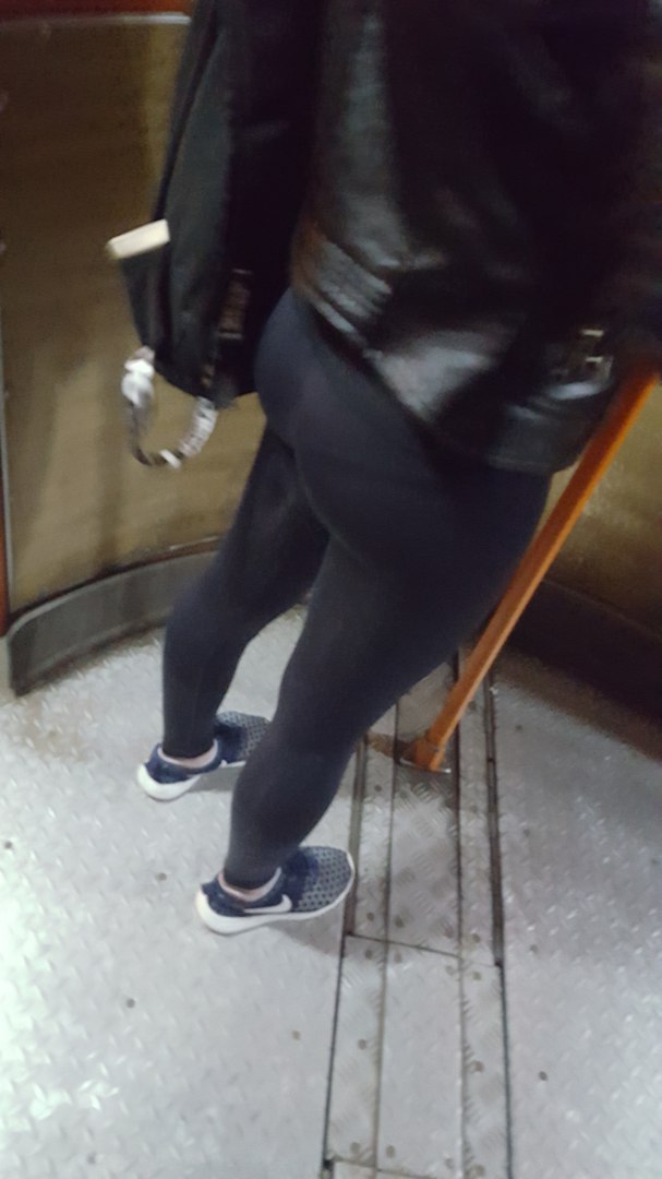 Doctor doesnt wear panties at work ITALIAN