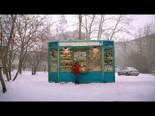 ПРОУЧИЛ ХУЛИГАНА: ПРОДАВЕЦ В КИОСКЕ ПРОУЧИЛ НАДОЕДЛИВОГО ХУЛИГАНА