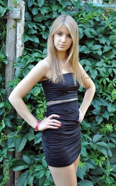 White wang breeds oriental nerd outdoors