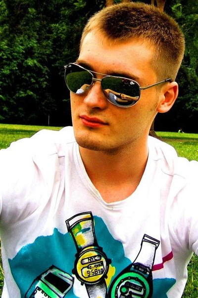 Дмитрий Анисимов