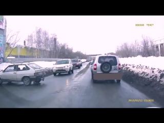 Авто приколы на дорогах. Автомобильные приколы с девушками за рулем, дтп, пешеходами и т.д.