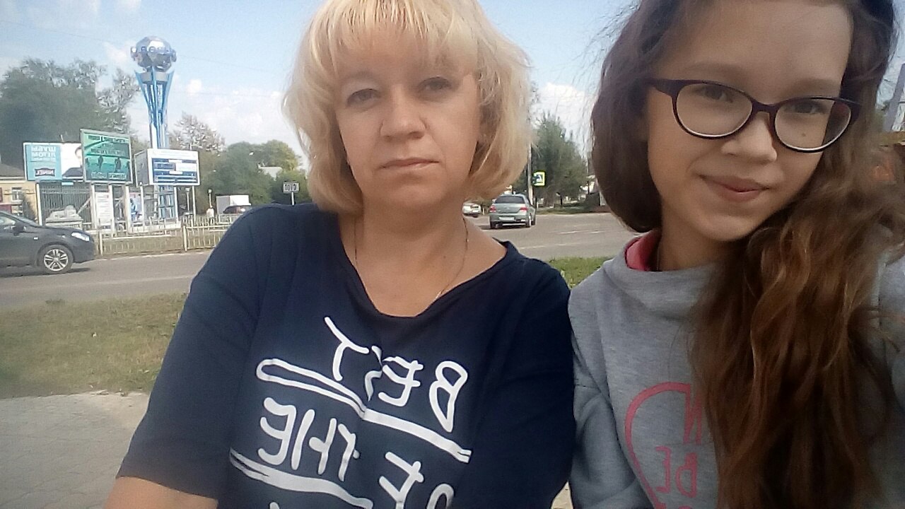Карина и ложкова проживая по соседству часто ссорились