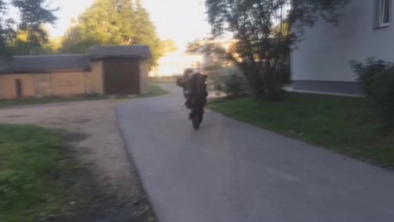Posidelki na taburetah