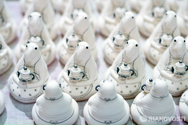 На Гжельском фарфоровом заводе рассказали, чего ждут от 