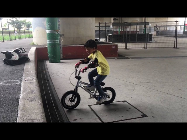 ET and Onefooter -Toranosuke-