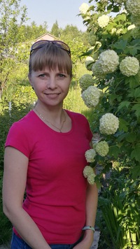 Анна Попова