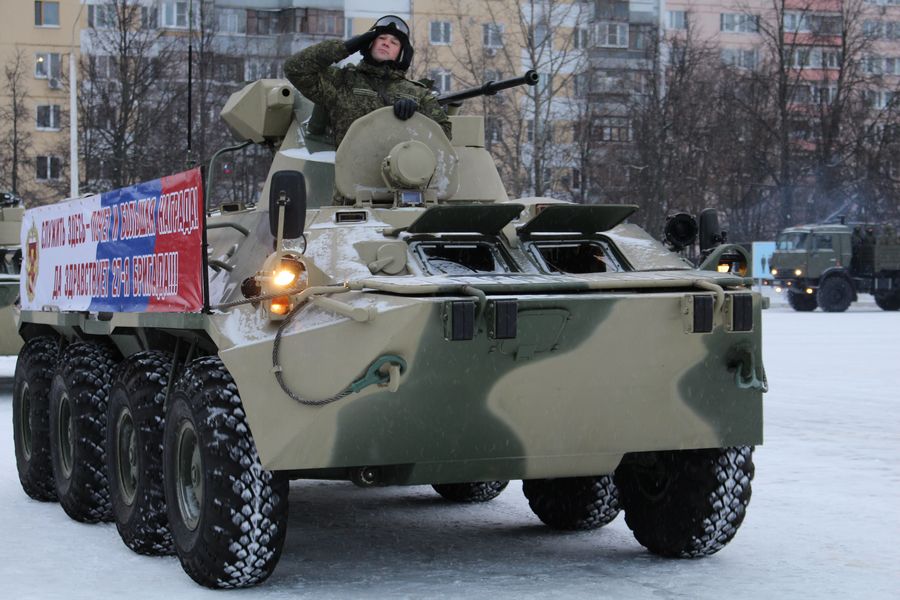 Настоятель Троицкого храма п. Мосрентген посетил 27-ю отдельную мотострелковую Севастопольскую Краснознаменную бригаду