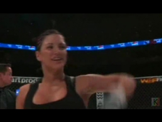 1. Gina Carano vs Leiticia Pestova - WEF