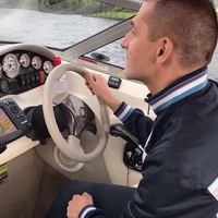 Лёшка Парашютный