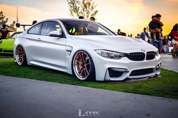 #BMW M4 GTS 