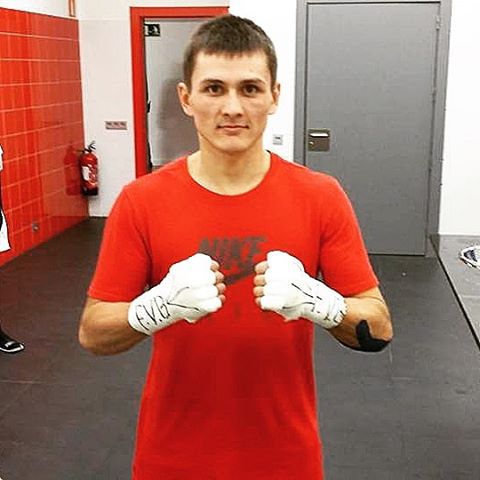 Боксер Ержан Залилов проведет два боя в течение недели