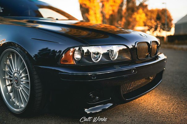 #BMW 5-Series (E39)