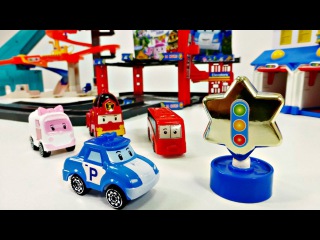 Vidéos avec les jouets. #COMPILATION avec #Robocar Poli, #voitures, #McQueen et autres