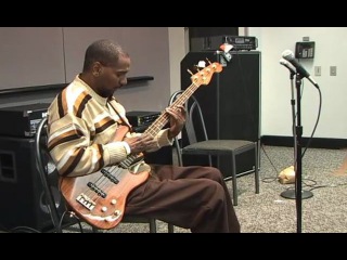Victor Bailey,