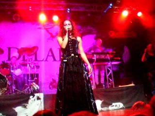 Delain - Frozen (singing Telya from Whyzdom) @ Barcelona - 4/10/09