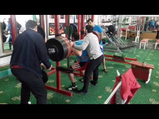 Guketlov Marat RAW squat with wraps 285kg (24 years, weight 90 kg)