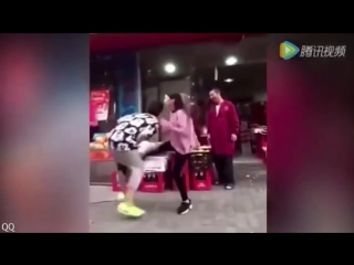 Woman kicks boyfriend because he ‘refused to buy her expensive fruit’