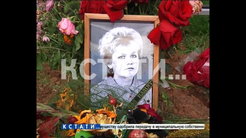 Валентина Павловна воткнула в пизду толстый самотык Виола смотреть онлайн бесплатно