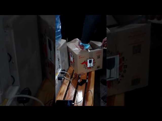 нова пошта відкривання посилки