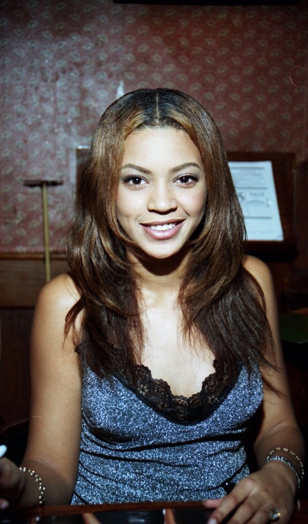 oSHAONiAHw8 бейонсе в повседневной жизни