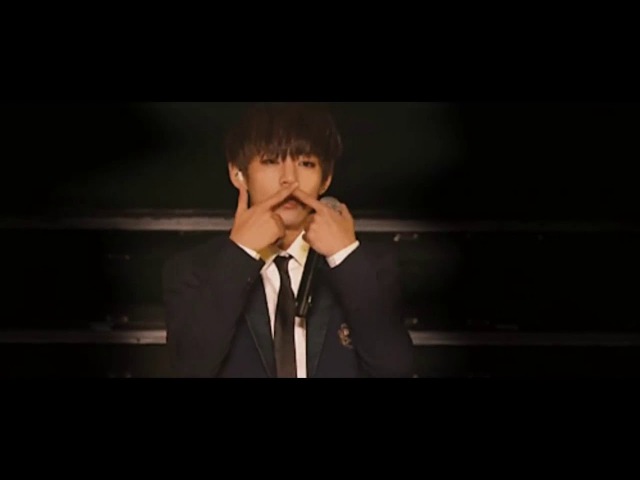 BTS V ТэхенВиРозовое вино