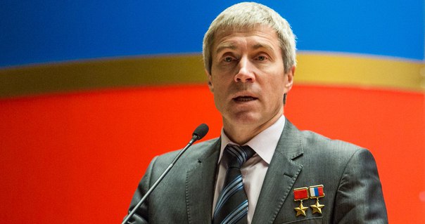 20 марта 1992, 25 лет назад, учреждено звание Героя Российской Федерации. 
