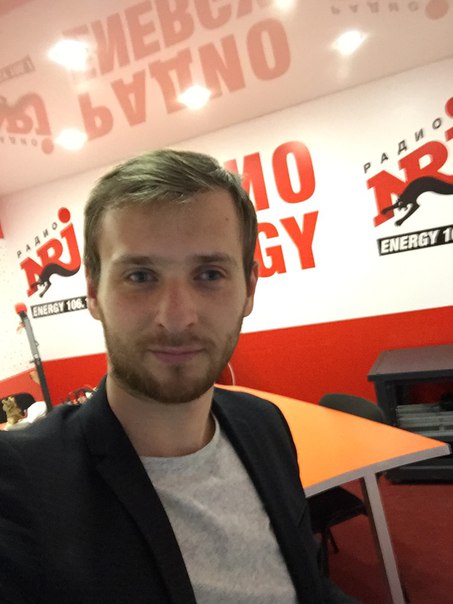 Подселюсь в комнату (прилетаю в МСК 12 сентября). <br>Бюджет до 12к <br>В пешей доступности к метро! <br>Рассматриваю любые варианты <br>О себе: спокойный, стабильно работаю), без детей, без животных, не курю. - фото Фото: Подселюсь в комнату (прилетаю в МСК 12 сентября). <br>Бюджет до 12к <br>В пешей доступности к метро! <br>Рассматриваю любые варианты <br>О себе: спокойный, стабильно работаю), без детей, без животных, не курю.