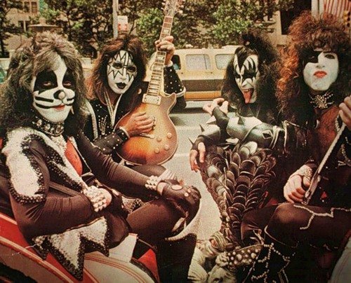 Kiss