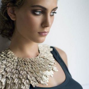 Nora Arnezeder