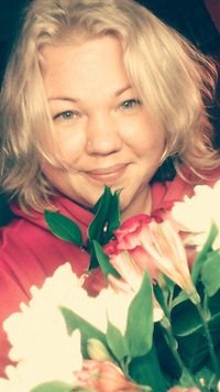 Анна Росс