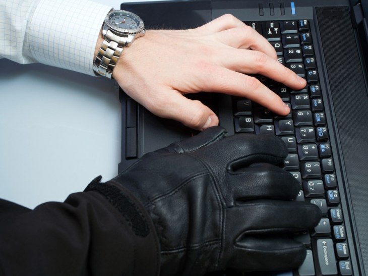 В Томске задержали организаторов интернет-магазина за обман клиентов на 5 млн рублей В Томске задержали организаторов интернет-магазина за обман клиентов на 5 млн рублей