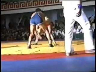 Чемпионат СССР 1990 г Улан-Удэ Бурятия 68 кг финал:Артур Муталибов (Махачкала)-Борис Будаев (Улан-Удэ)