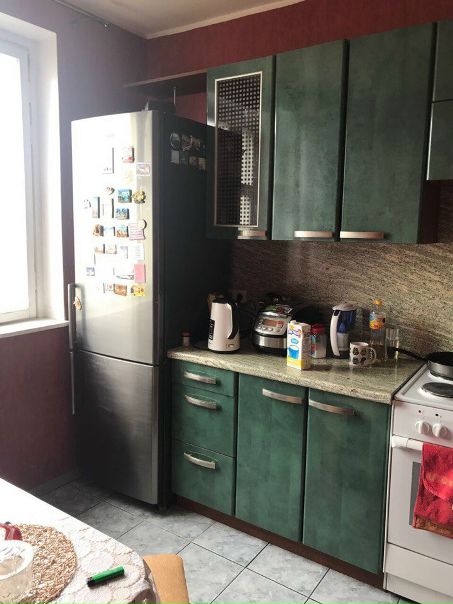 Сдам изолированную комнату в 2-х комнатной квартире (в соседней живу я). <br>16 500 + К.У. + депозит + оформление строго договору<br>Метро ВДНХ 7 минут на транспорте, 1 минута от остановки до дома. <br>12 этаж, консьерж. <br>В комнате (20 кв.м) 2-спальная кровать, огромный шкаф, плазменный , Wi-Fi. <br>Буду Рада видеть тебя, мой новый сосед. <br> Вербер - фото Фото: Сдам изолированную комнату в 2-х комнатной квартире (в соседней живу я). <br>16 500 + К.У. + депозит + оформление строго договору<br>Метро ВДНХ 7 минут на транспорте, 1 минута от остановки до дома. <br>12 этаж, консьерж. <br>В комнате (20 кв.м) 2-спальная кровать, огромный шкаф, плазменный , Wi-Fi. <br>Буду Рада видеть тебя, мой новый сосед. <br> Вербер