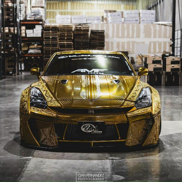 Nissan GT-R 