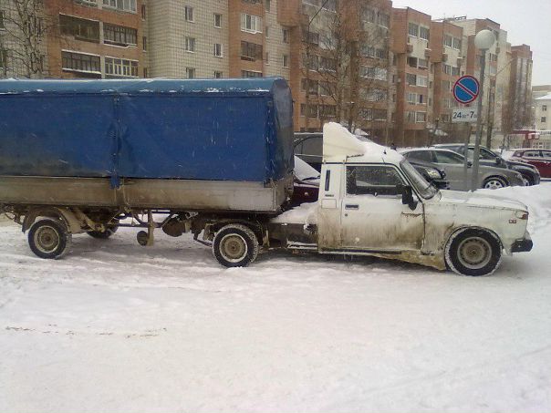 В пути шофер-дальнобойщик...