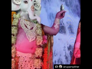 Instagram post by Kajol Devgan • Sep 28, 2017 at 11:50am UTC