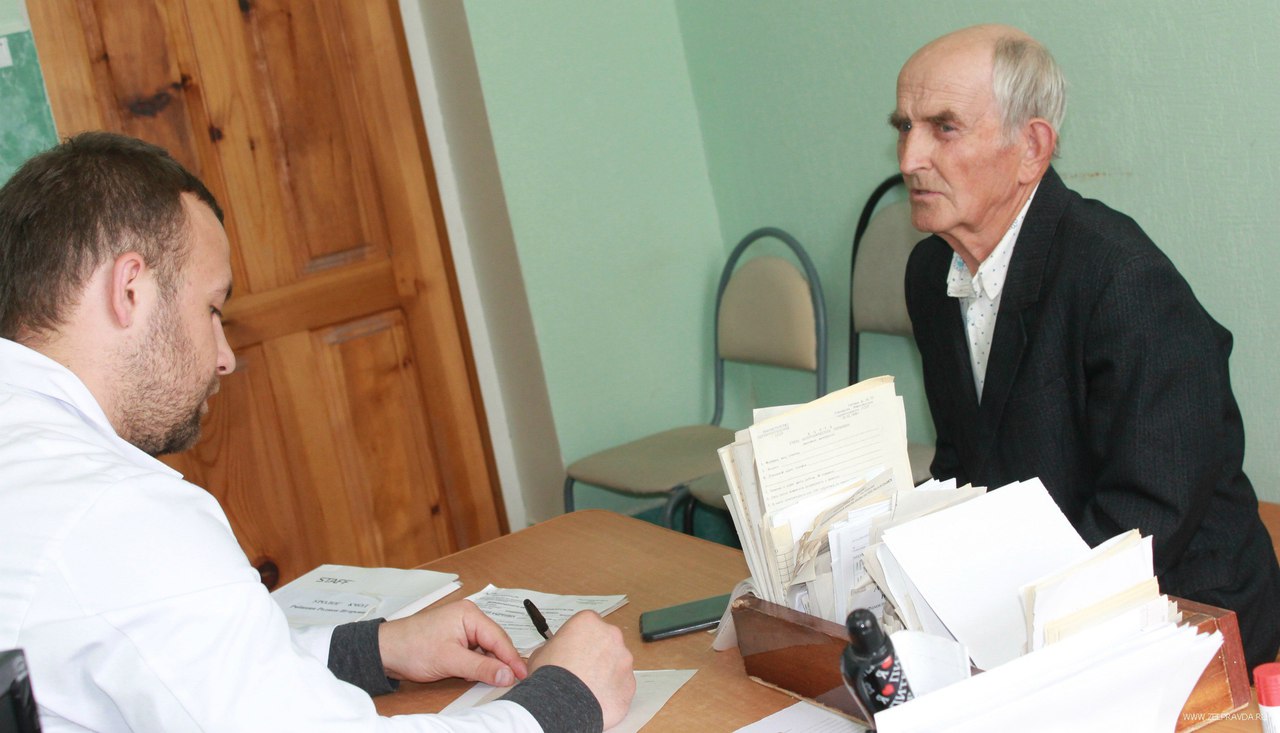 Зеленчукский район посетила бригада врачей-онкологов