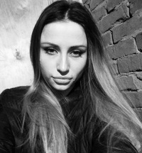 Оля Петрунина