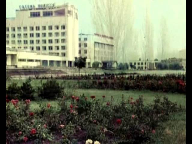 Мумий Тролль - Новая луна апреля