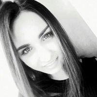 Анна Каст