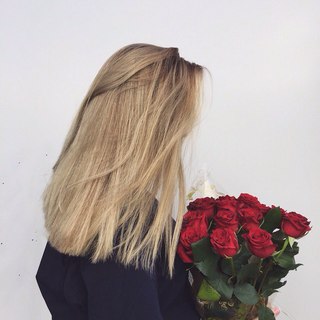 136Фото девушек в кепке без лица на аву в