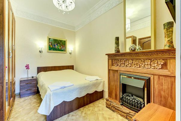 Фото: ЦЕНТР ПЕТЕРБУРГА!!! <br> <br> Одноместный 1200 руб/сутки <br> Двухместный 1400 руб/сутки <br> Трехместный 1500 руб/сутки <br> <br> Московский вокзал, м. 