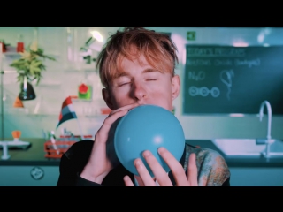 Drugslab #4: Ренс и Бастиан кайфуют на закиси азота (на русском)