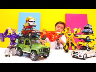 Megatron VS Bumblebee Transformers oyunu. Otobotlar. Yarış arabalar. Oyuncak Araba Koleksiyonu