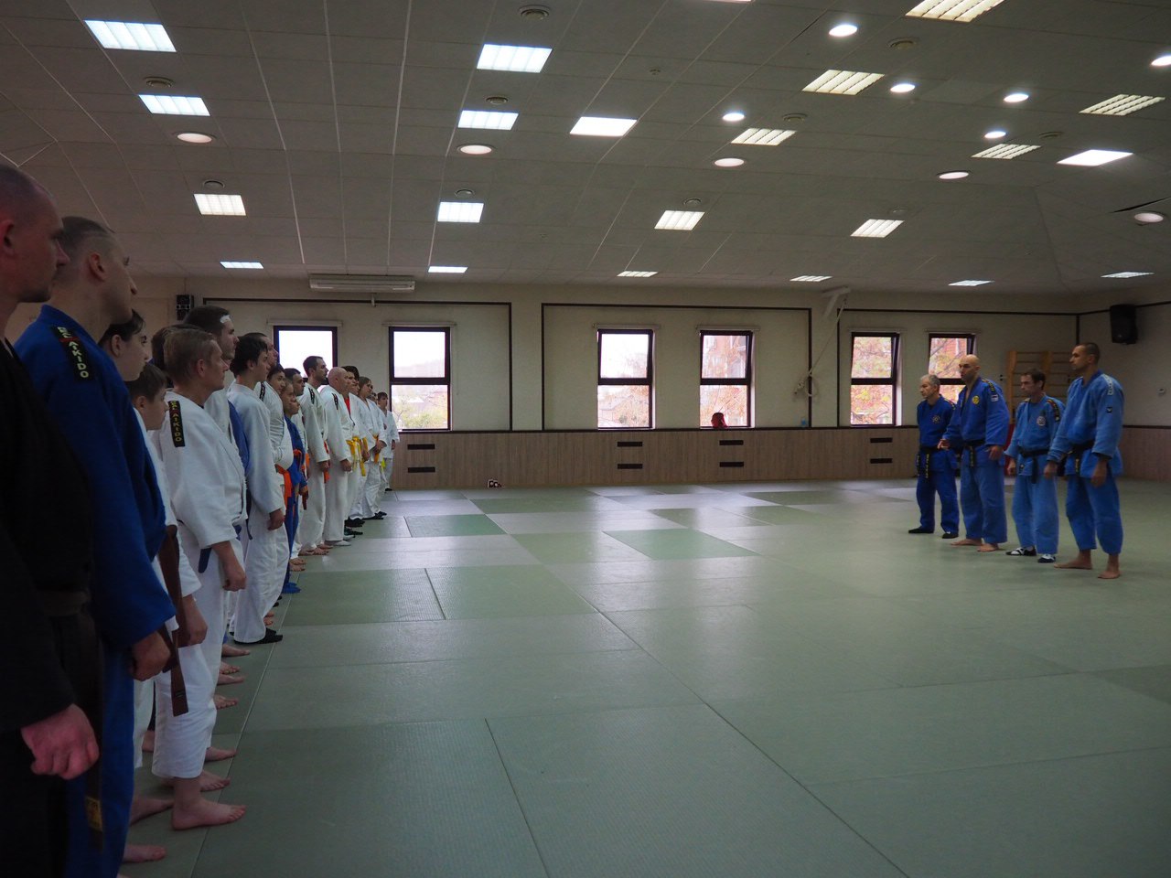 Велес спортивный клуб