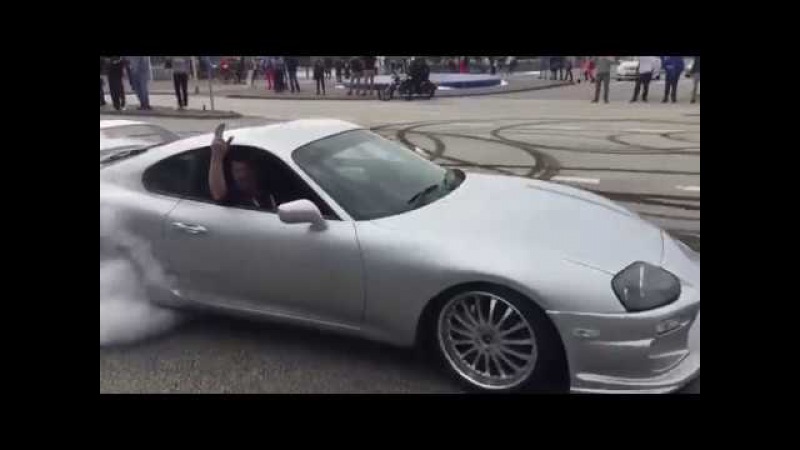 YAPILMIŞ EN İYİ CADDE DRİFT ŞOVU