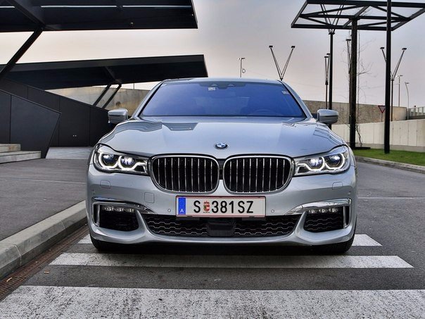 #BMW 750d xDrive