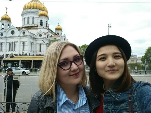 Две девушки без вредных привычек, работающие, платежеспособные и с любовью к чистоте срочно снимут: двухкомнатную квартиру либо просторную однокомнатную квартиру (с большим шкафом и двумя спальными местами). <br>Необходимо: мебель, стиральная машина, плита, возможность проведения/наличие интернета, холодильник, чистые ванная/санузел.<br>Ценовой диапазон: двухкомнатная - до 35000, однокомнатная - до 30000.<br>В пешей доступности от метро либо близкой транспортной. <br>+79856663409 Анна<br>+79263541344 Камилла<br> Серикова - фото Фото: Две девушки без вредных привычек, работающие, платежеспособные и с любовью к чистоте срочно снимут: двухкомнатную квартиру либо просторную однокомнатную квартиру (с большим шкафом и двумя спальными местами). <br>Необходимо: мебель, стиральная машина, плита, возможность проведения/наличие интернета, холодильник, чистые ванная/санузел.<br>Ценовой диапазон: двухкомнатная - до 35000, однокомнатная - до 30000.<br>В пешей доступности от метро либо близкой транспортной. <br>+79856663409 Анна<br>+79263541344 Камилла<br> Серикова