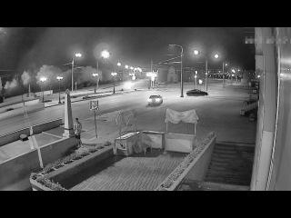 Вандалы напали на мост через Барнаулку